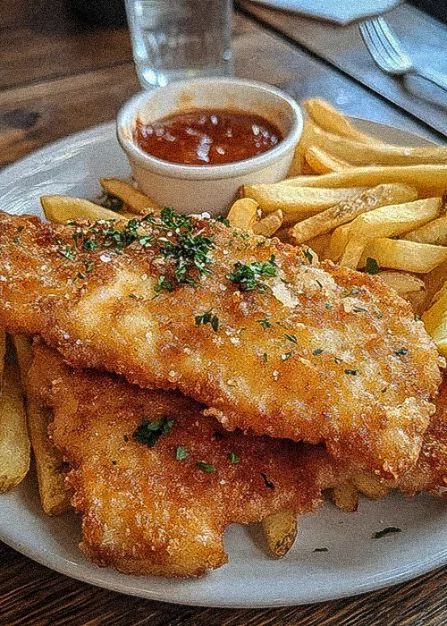 fish-and-chips-takeaway-in-stockport